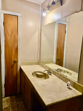 $1,800 | 860 Bingman Drive, Beaumont, TX 77705