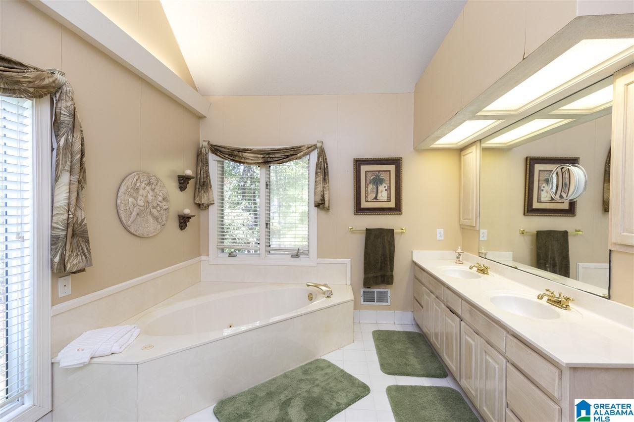 112 Kings Crest Lane Pelham, AL 35124 - Photo 45 of 48