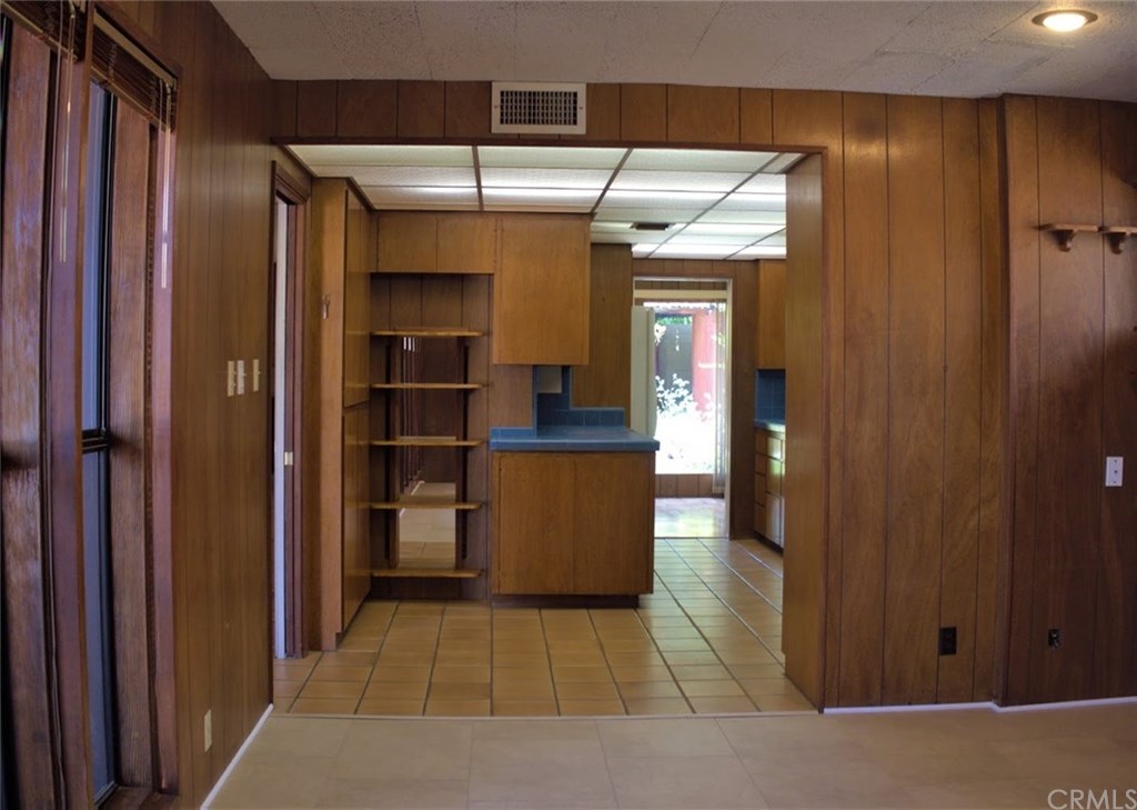 1115 Medford Road Pasadena, CA 91107 - Photo 11 of 29 Gallery Image 11