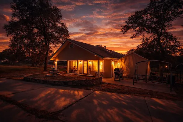 $359,000 | 9759 Creekside Drive, Coulterville, CA 95311