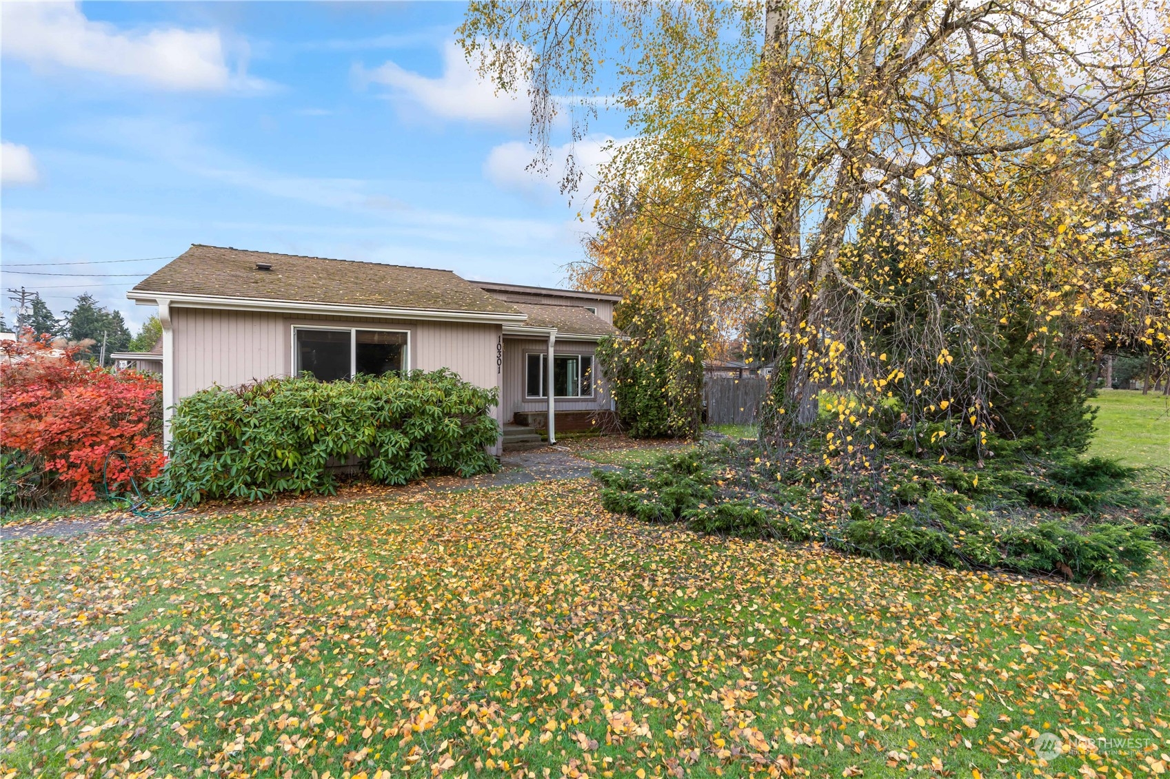 10301 Golden Given Road East Tacoma, WA 98445 - Photo 18 of 33
