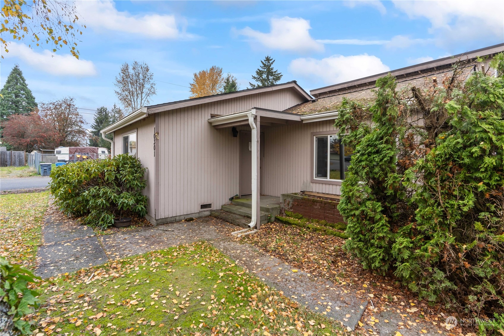 10301 Golden Given Road East Tacoma, WA 98445 - Photo 24 of 33