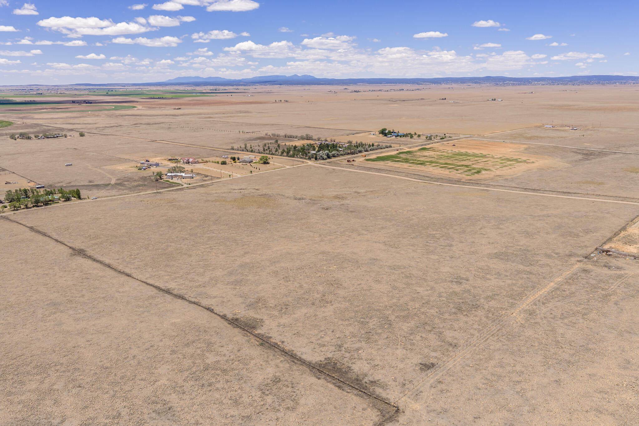 33 Roach Road Stanley, NM 87056 - Photo 9 of 25 Gallery Image 9