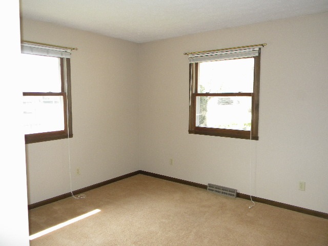 205 Cork Road Rockton, IL 61072 - Photo 13 of 25 Gallery Image 13