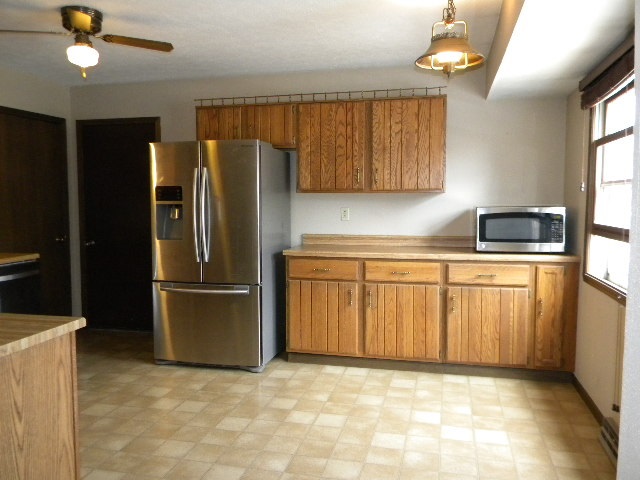 205 Cork Road Rockton, IL 61072 - Photo 7 of 25 Gallery Image 7