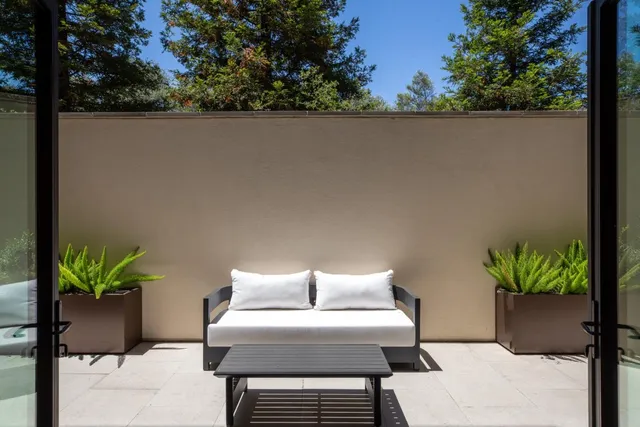 $2,148,000 | 450 1st Street, Unit 107, Los Altos, CA 94022