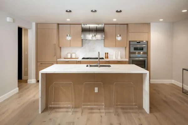 $2,148,000 | 450 1st Street, Unit 107, Los Altos, CA 94022