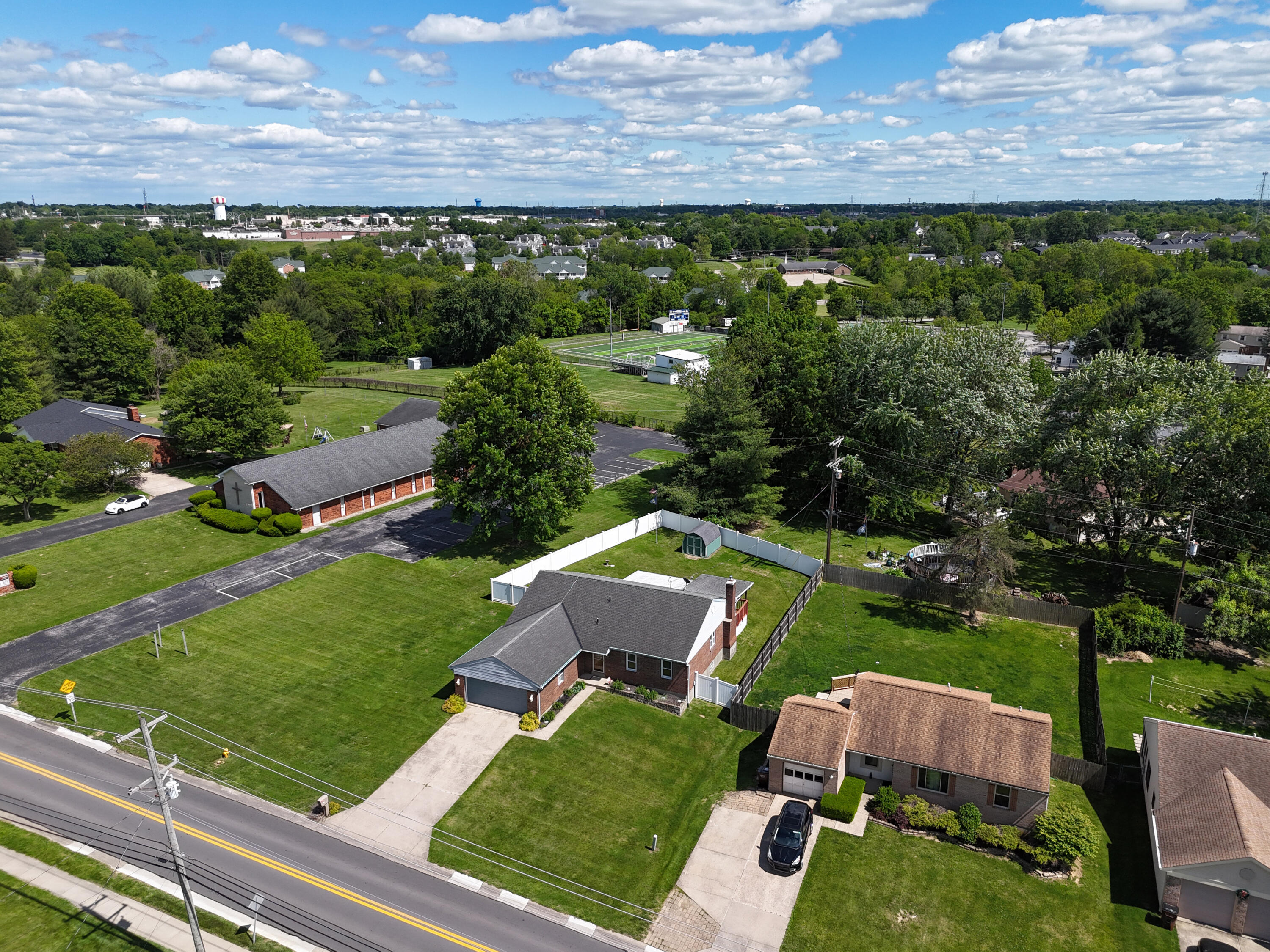 1129 Cayton Road Florence, KY 41042 - Photo 33 of 37
