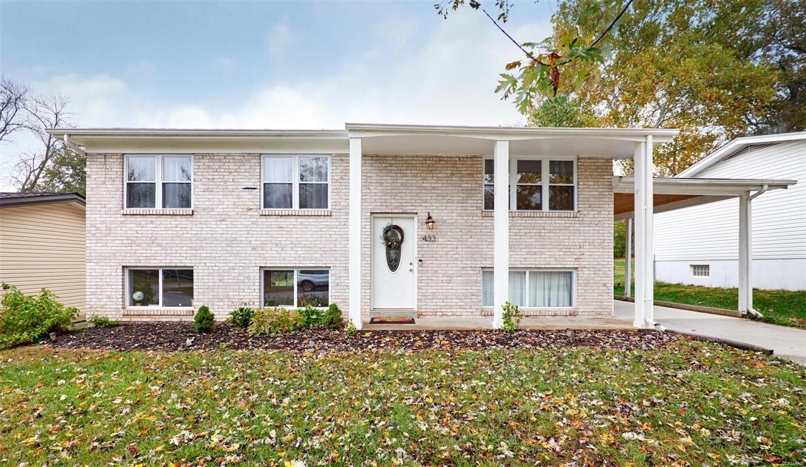 433 Fairview Court Ballwin, MO 63021 - Photo 1 of 32 Gallery Image 1