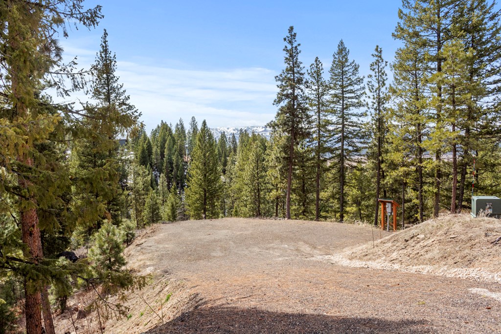 17 Tito Trail, Unit 1 Cascade, ID 83611 - Photo 2 of 16 Beautiful Views & Pad Site Already In