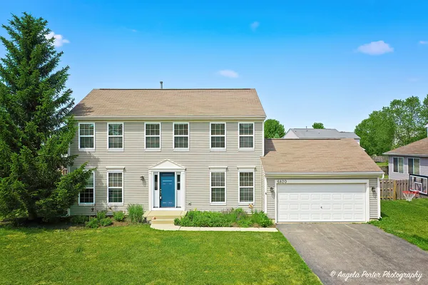 $399,999 | 6820 Ayre Drive, McHenry, IL 60050
