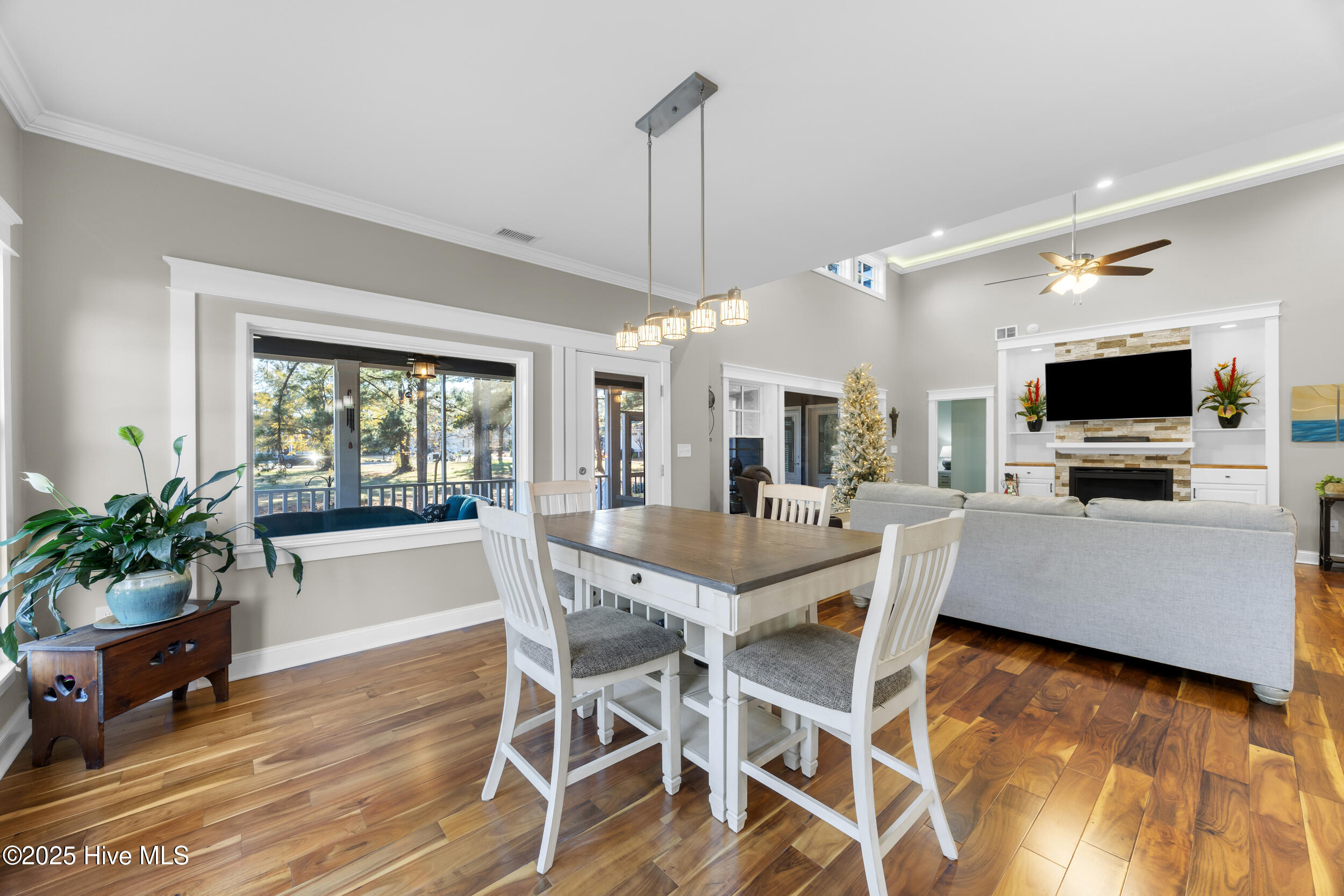 244 Red Fox Run Drive Wallace, NC 28466 - Photo 22 of 64 26_dining area
