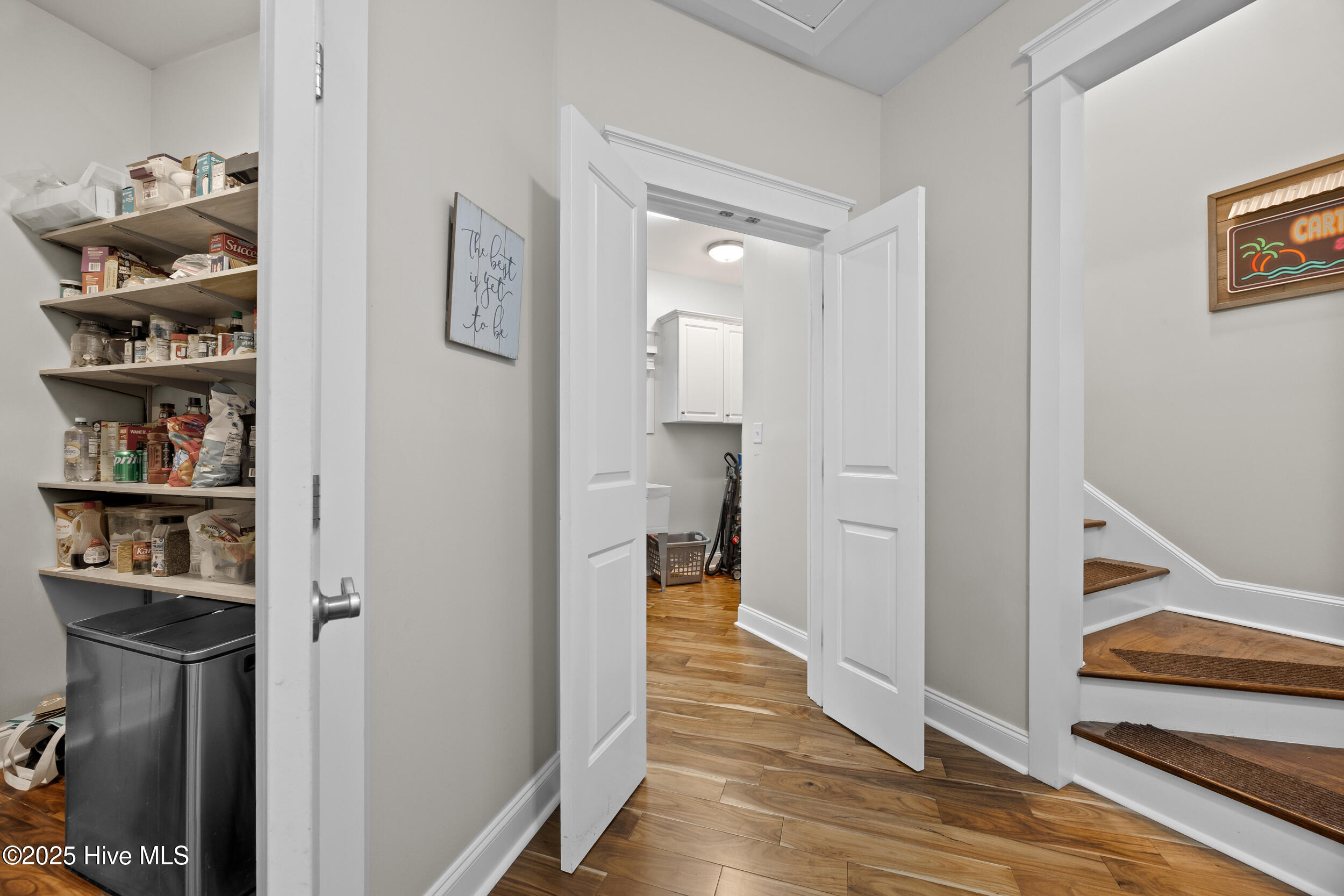 244 Red Fox Run Drive Wallace, NC 28466 - Photo 36 of 64 40_stairs