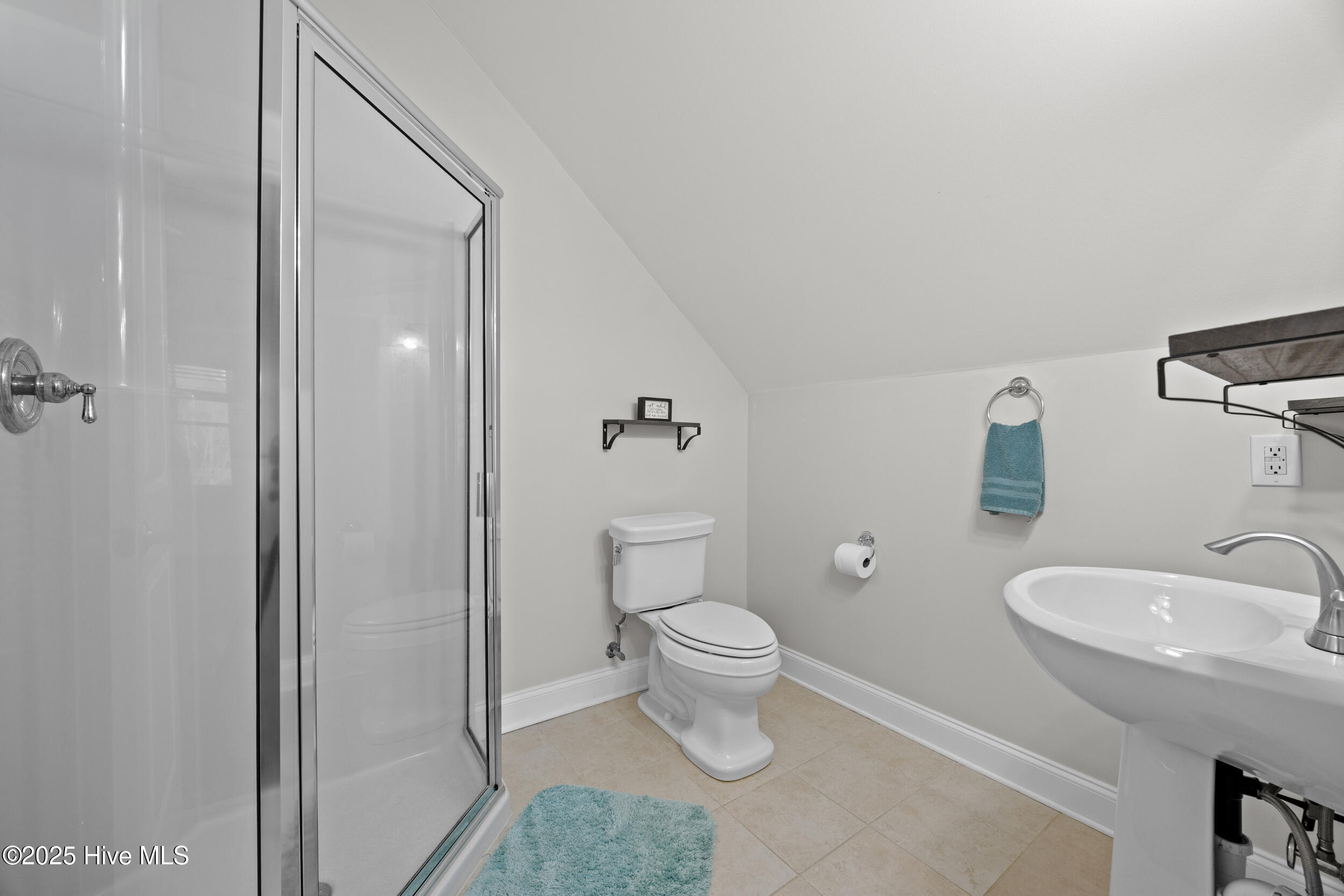 244 Red Fox Run Drive Wallace, NC 28466 - Photo 41 of 64 45_bathroom