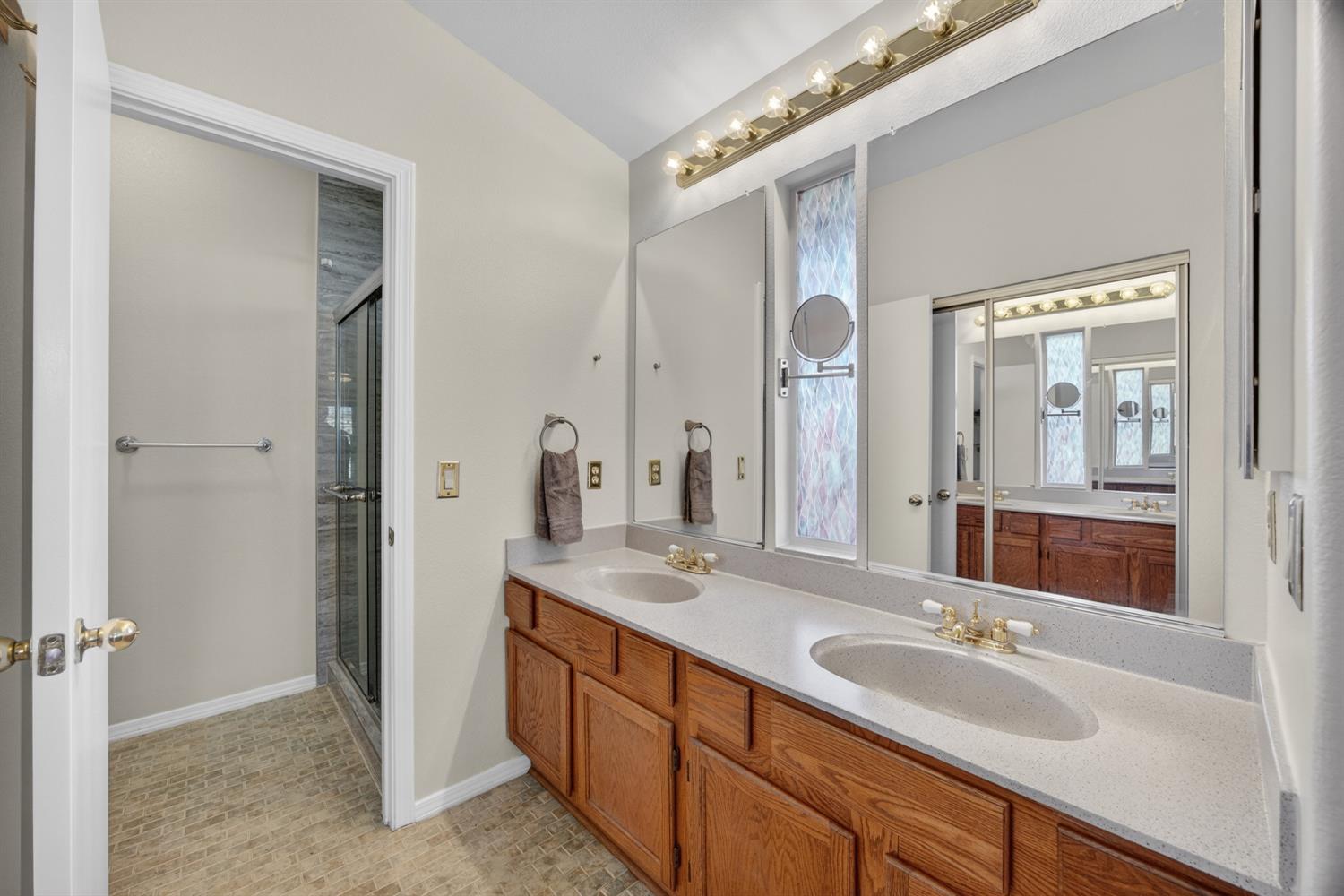 211 Berry Oak Court Rio Linda, CA 95673 - Photo 29 of 58