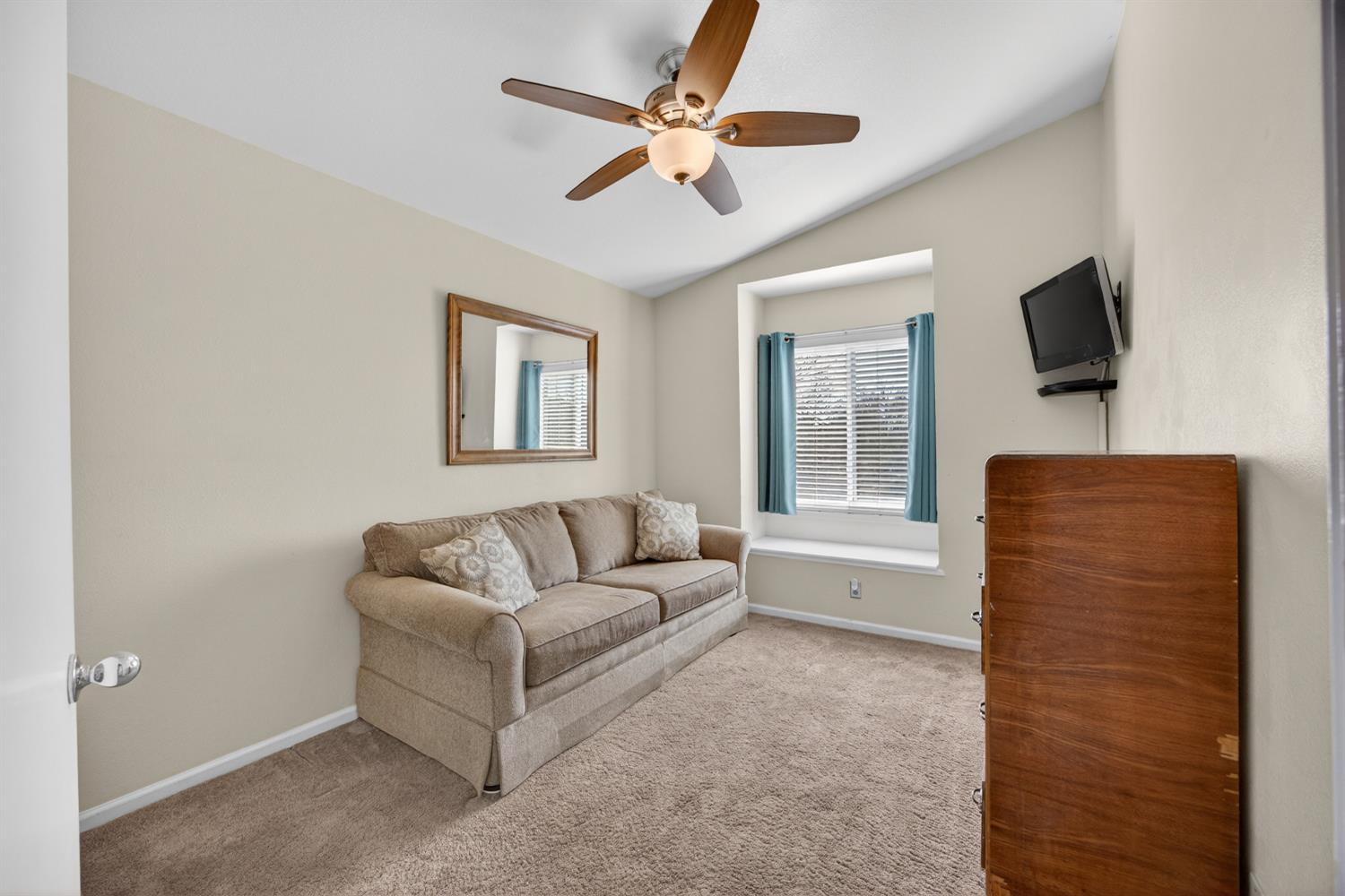 211 Berry Oak Court Rio Linda, CA 95673 - Photo 37 of 58