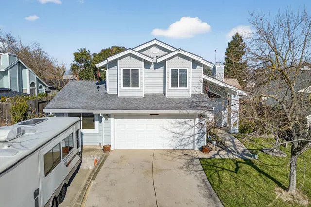 $495,000 | 211 Berry Oak Court, Rio Linda, CA 95673