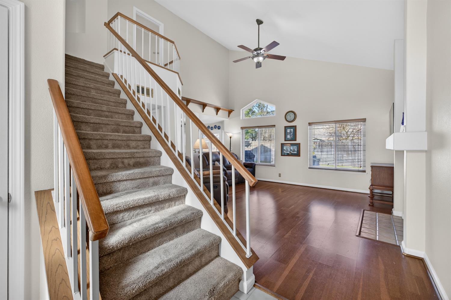 211 Berry Oak Court Rio Linda, CA 95673 - Photo 8 of 58