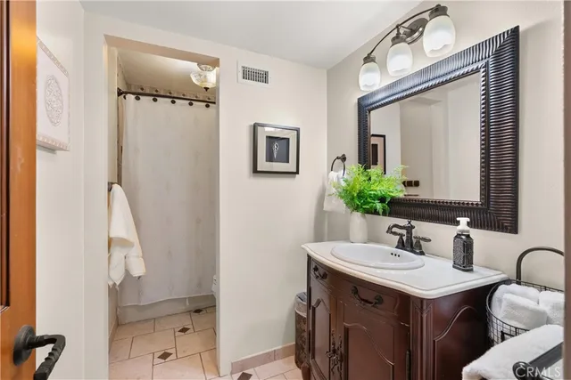 $2,995,000 | 3520 Alma Avenue, Manhattan Beach, CA 90266