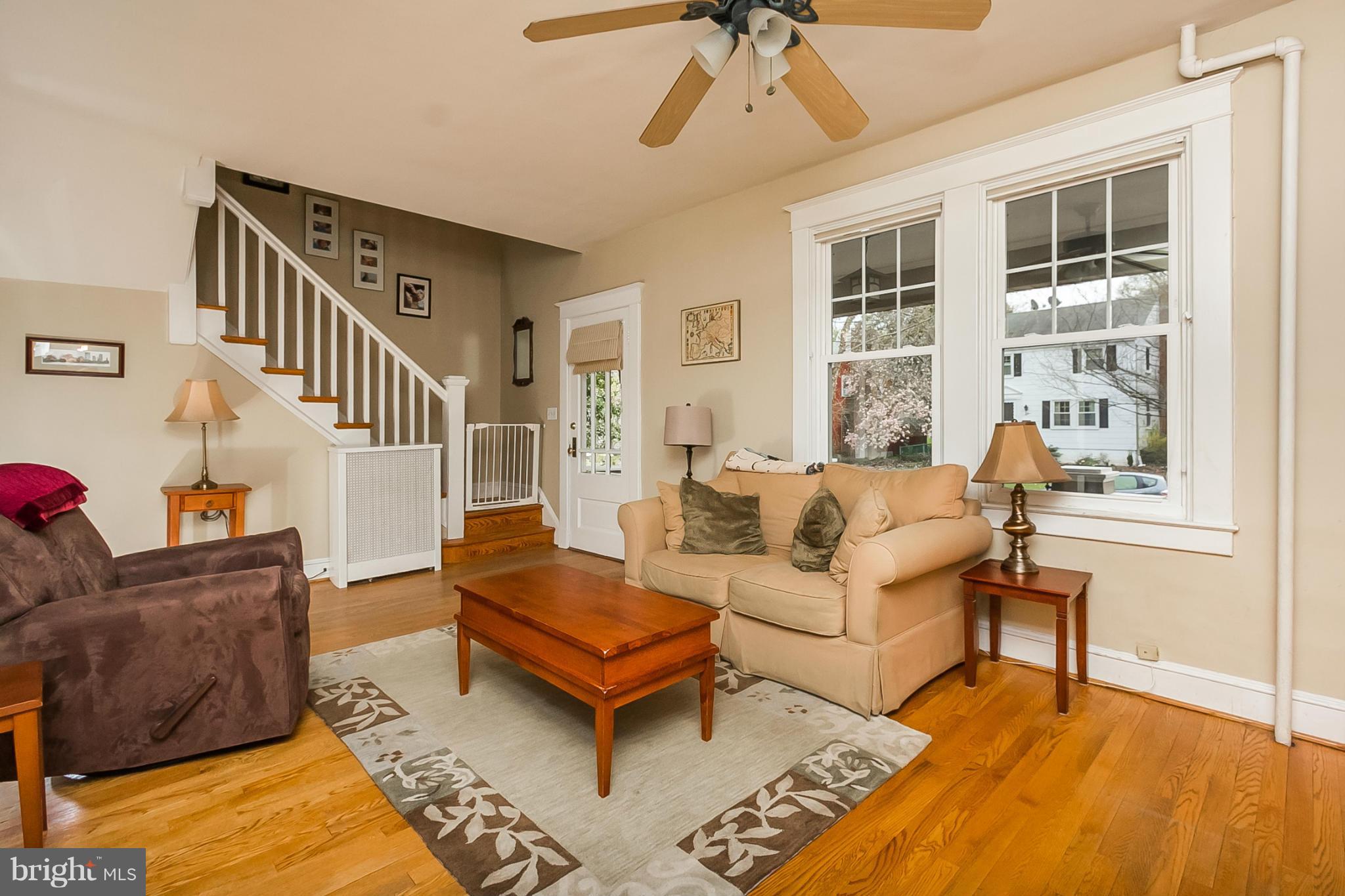 608 Cedarcroft Road Baltimore, MD 21212 - Photo 7 of 30 Living Room