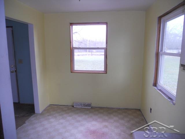 5084 Fort Road Saginaw, MI 48601 - Photo 4 of 18