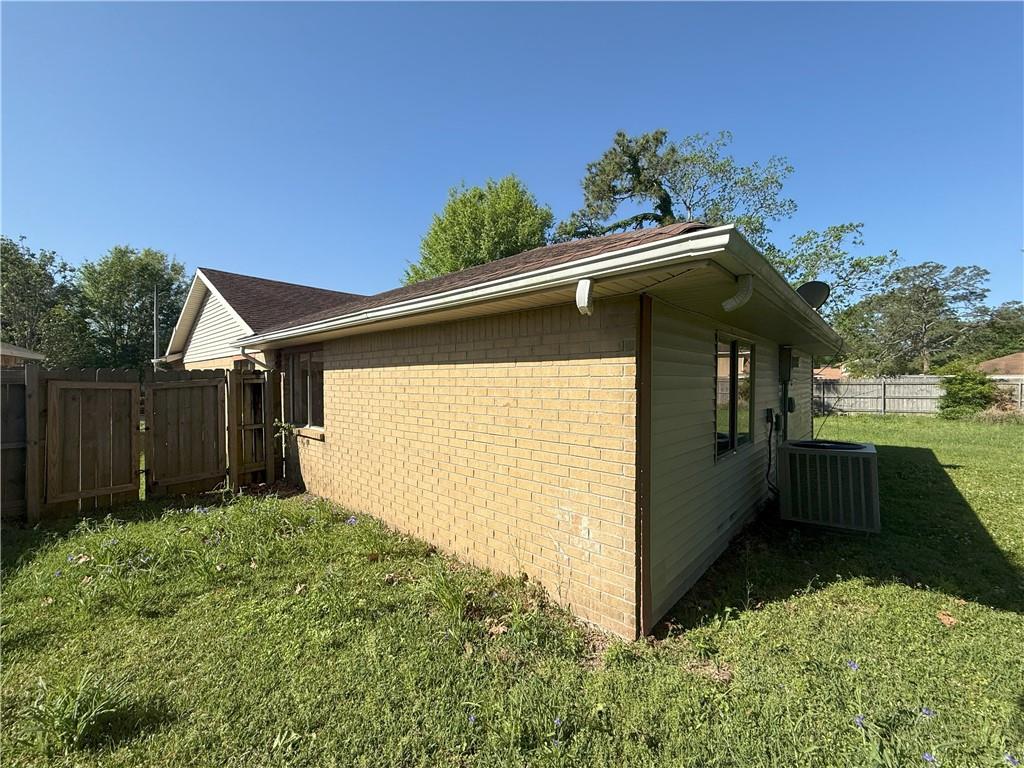 2005 Wellington Lane Slidell, LA 70461 - Photo 44 of 45