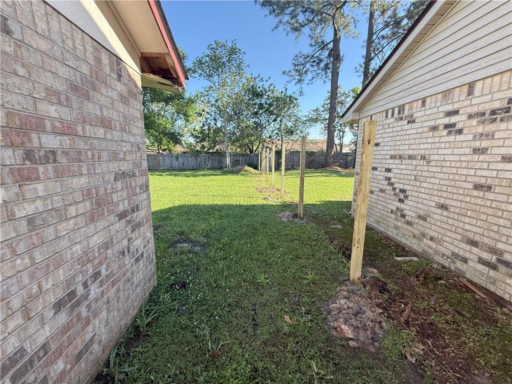 2005 Wellington Lane Slidell, LA 70461 - Photo 6 of 45