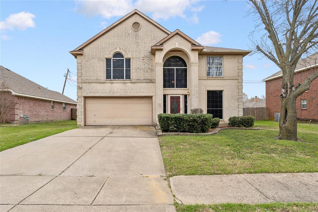 7522 Armstrong Lane Rowlett, TX 75089 - Photo 2 of 36