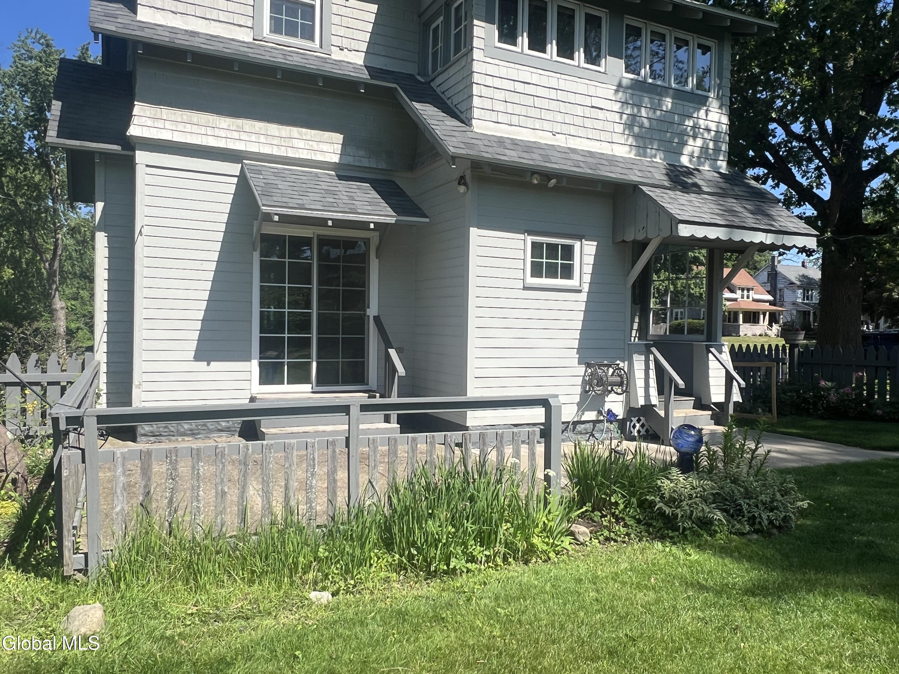138 Eastholm Road Schenectady, NY 12304 - Photo 52 of 61 IMG_9973