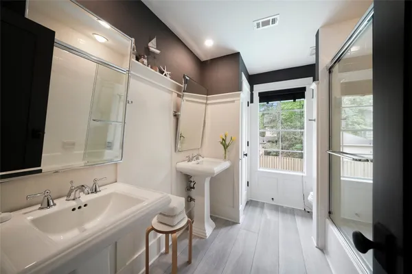 $5,350 | 31 Purple Martin Place, The Woodlands, TX 77381