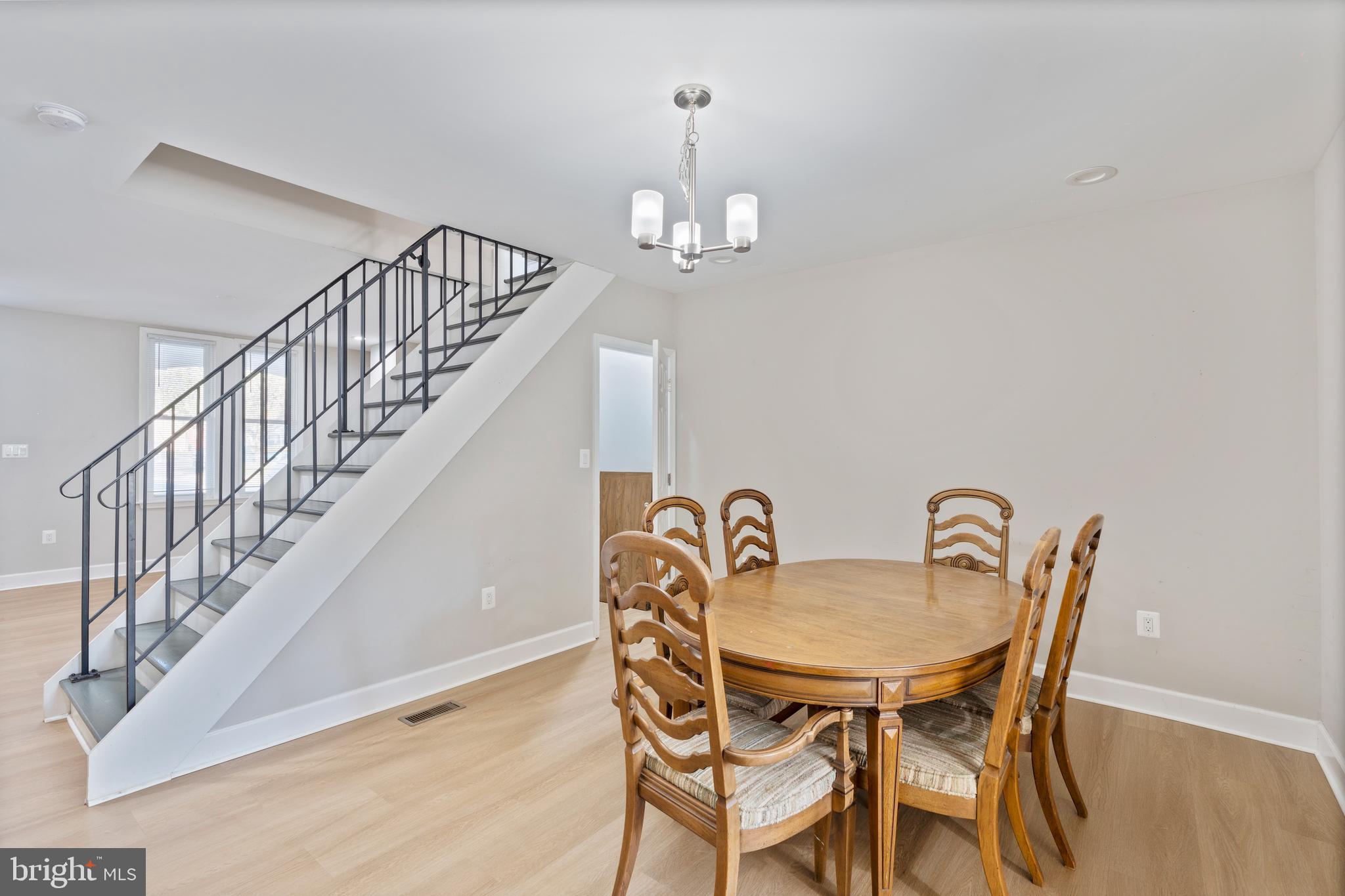 3819 Roland Avenue Baltimore, MD 21211 - Photo 12 of 55