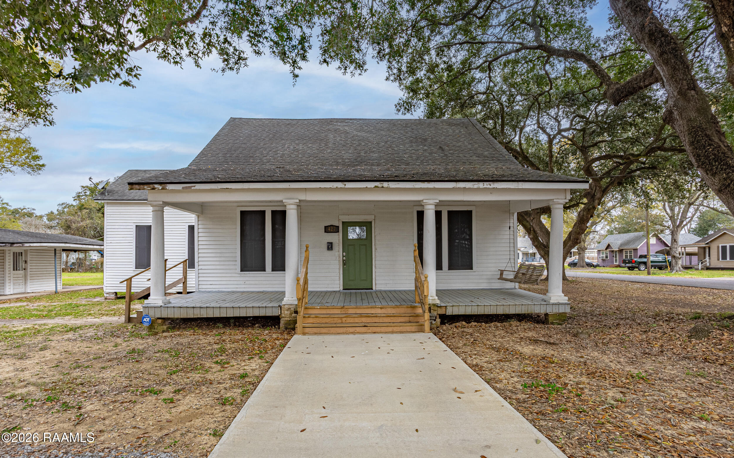 427 East 10th Street Crowley, LA 70526 - Photo 1 of 24 427 e 10th-2