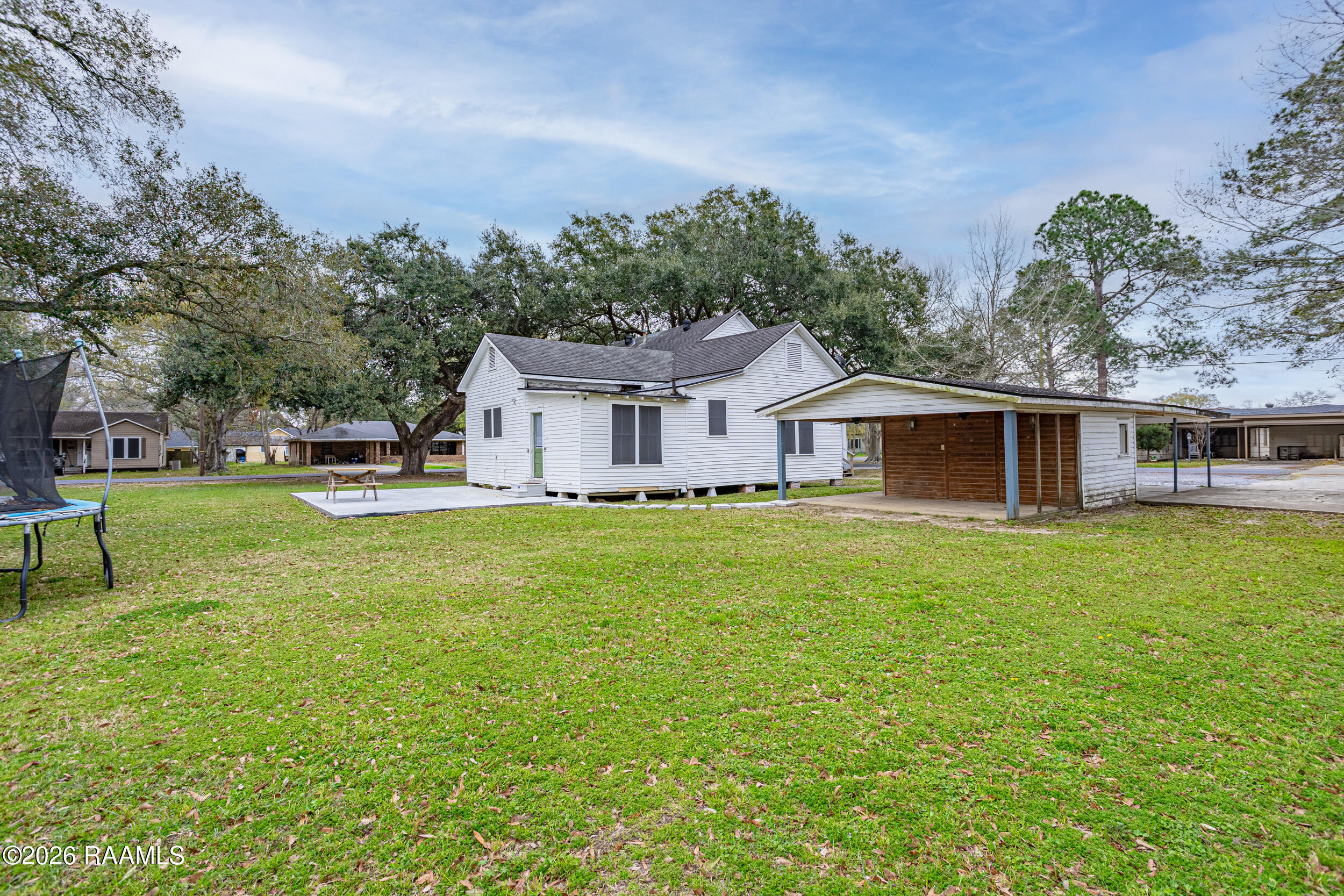 427 East 10th Street Crowley, LA 70526 - Photo 6 of 24 427 e 10th-7
