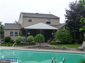 60 Plumstead Road Sewell, NJ 08080 - Photo 1 of 12 Exterior Back