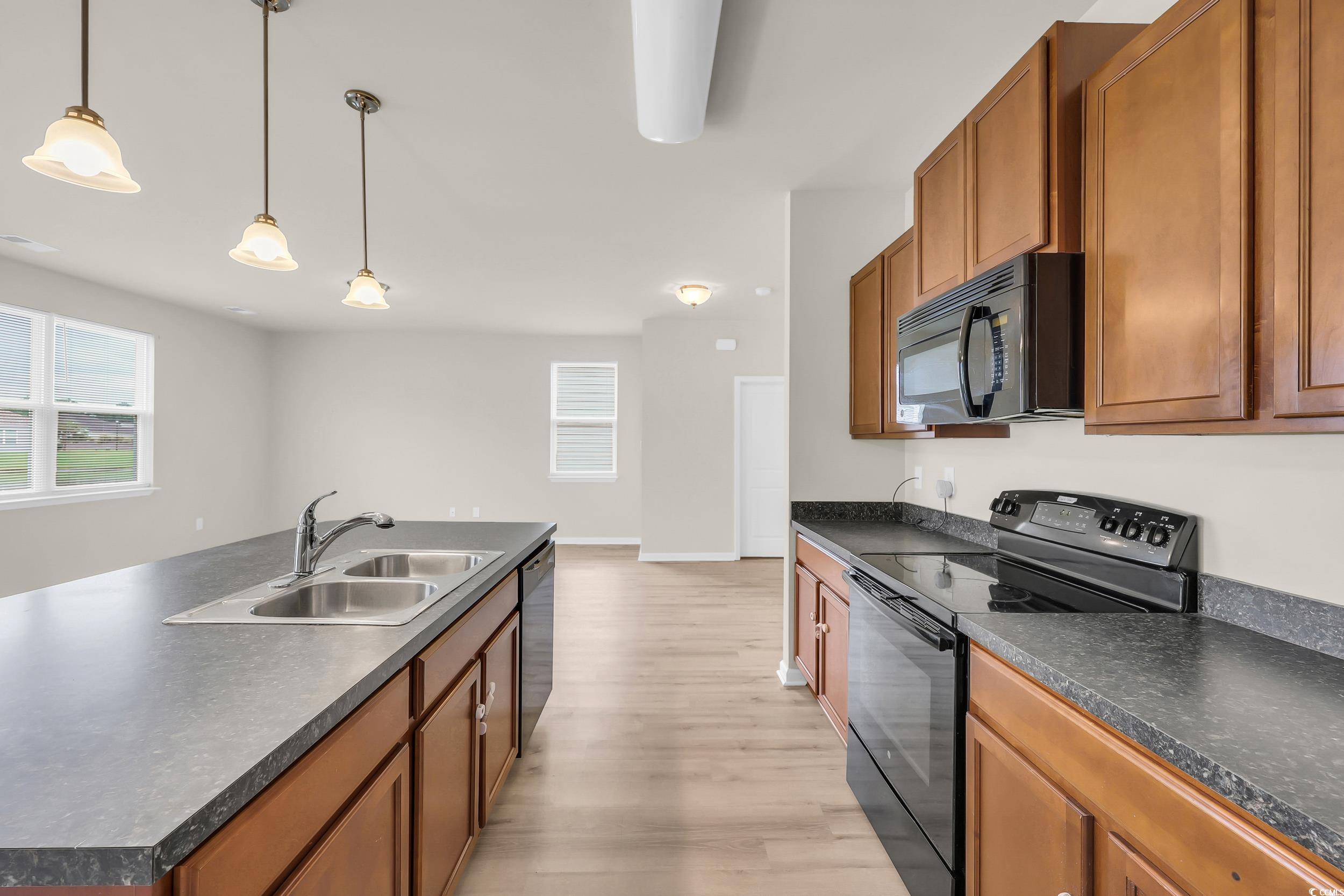 812 Hayes Point Circle Myrtle Beach, SC 29588 - Photo 13 of 40