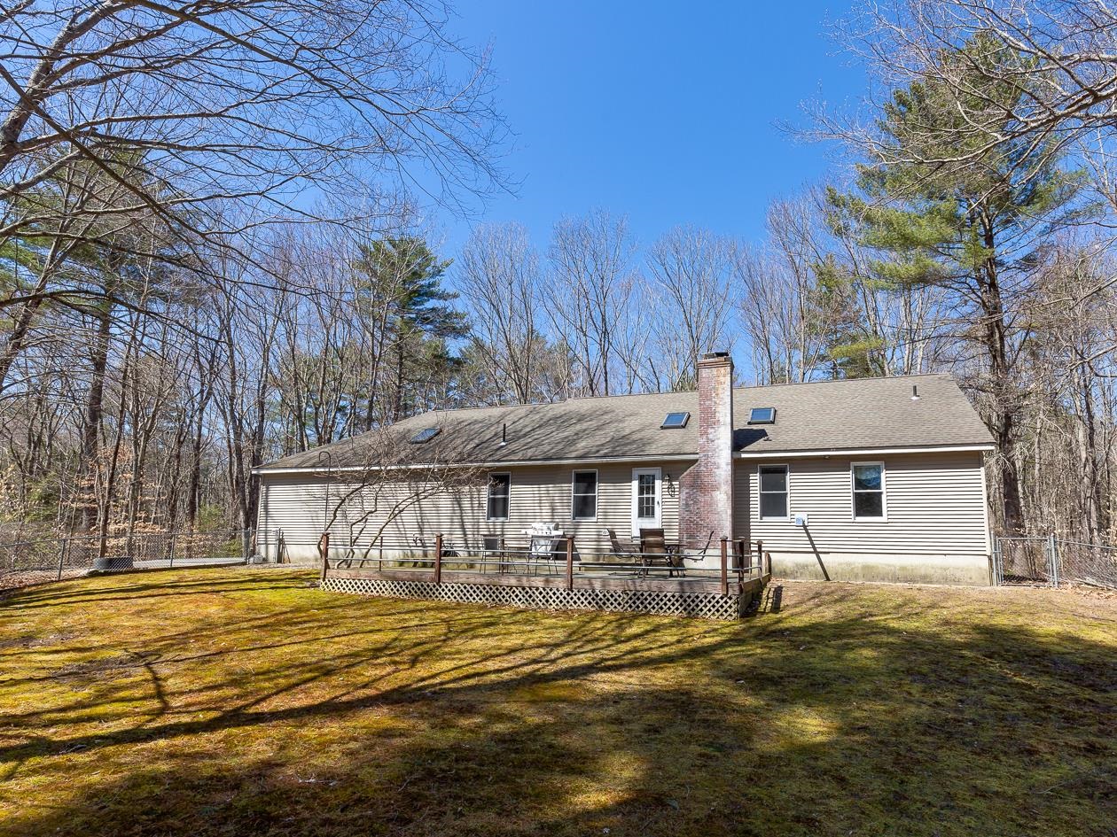 74 Drinkwater Road Exeter, NH 03833 - Photo 4 of 33 Gallery Image 4