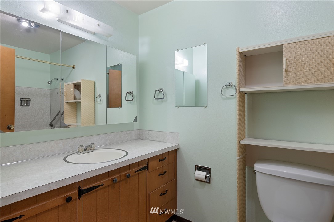 30525 Webster Road East Graham, WA 98338 - Photo 13 of 21