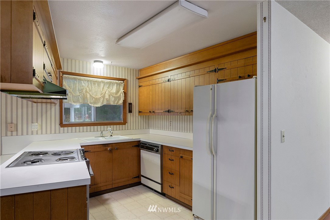 30525 Webster Road East Graham, WA 98338 - Photo 7 of 21