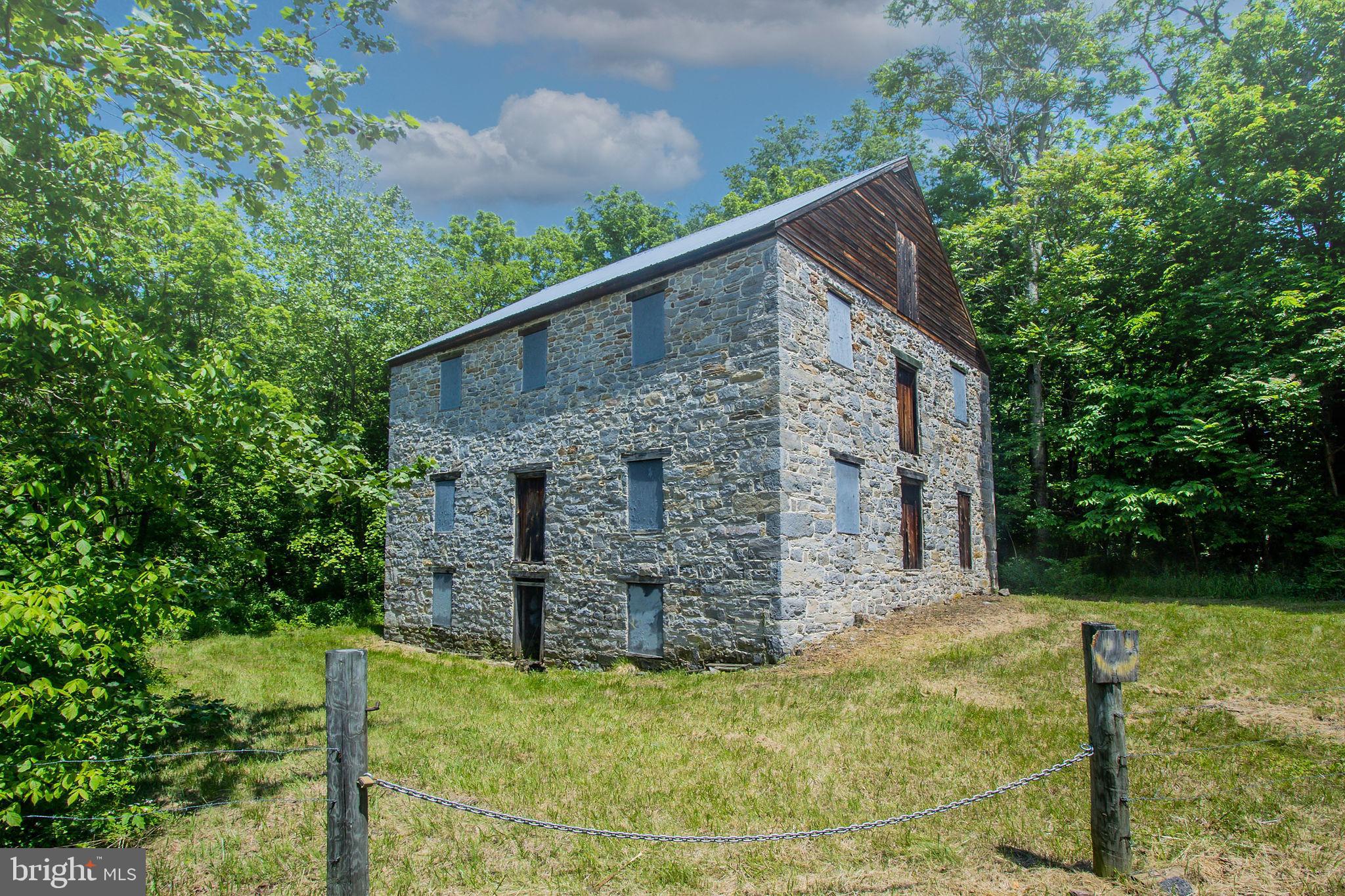 2919 Hammonds Mill Road Hedgesville, WV 25427 - Photo 8 of 61