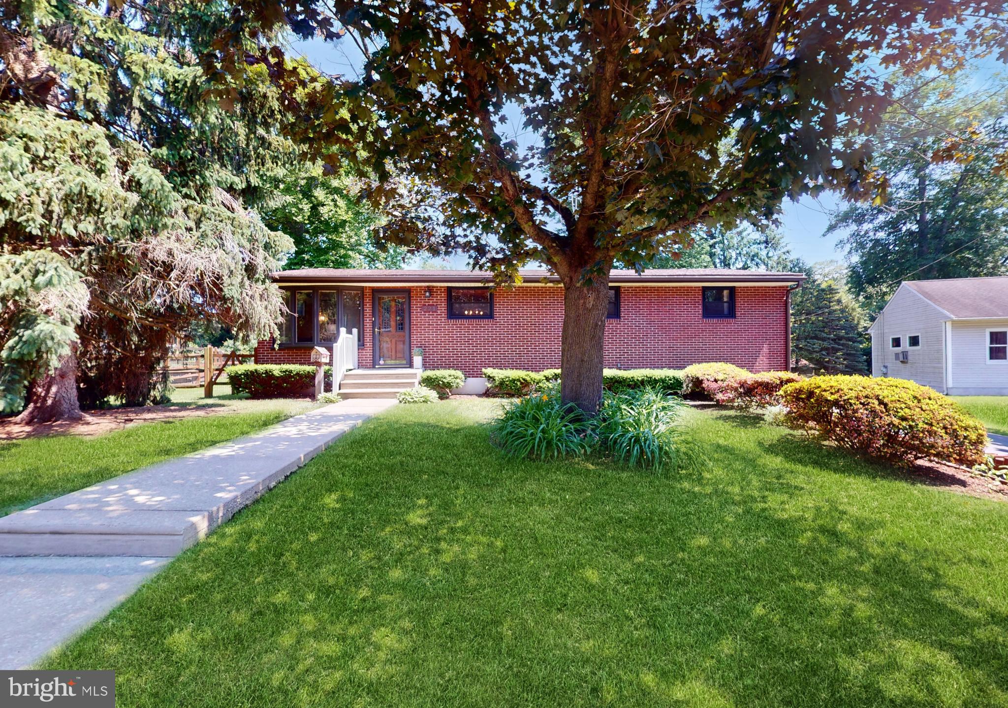 221 Tuscany Road Aston, PA 19014 - Photo 1 of 29 Magnificent Curb Appeal!