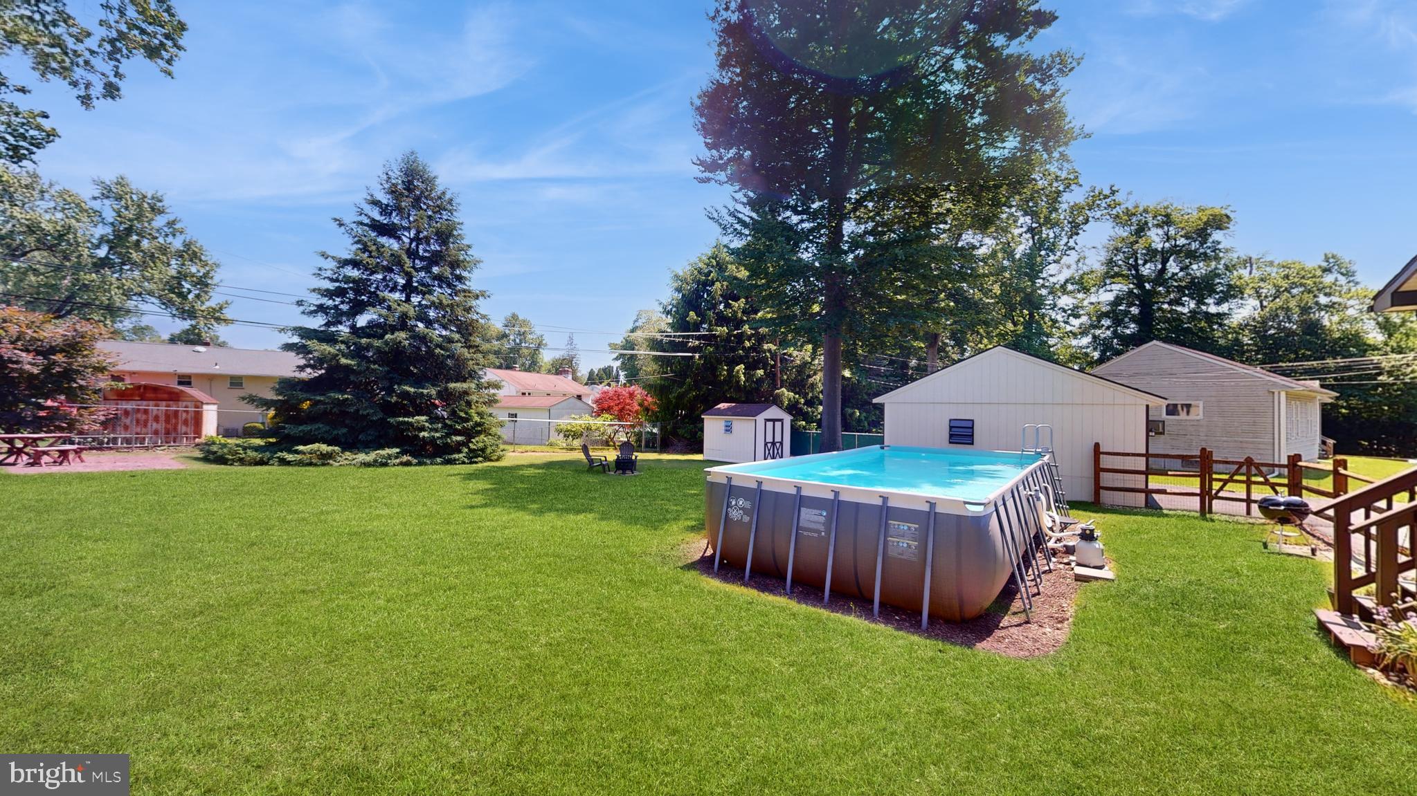 221 Tuscany Road Aston, PA 19014 - Photo 24 of 29 Summer fun...view of private rear lot