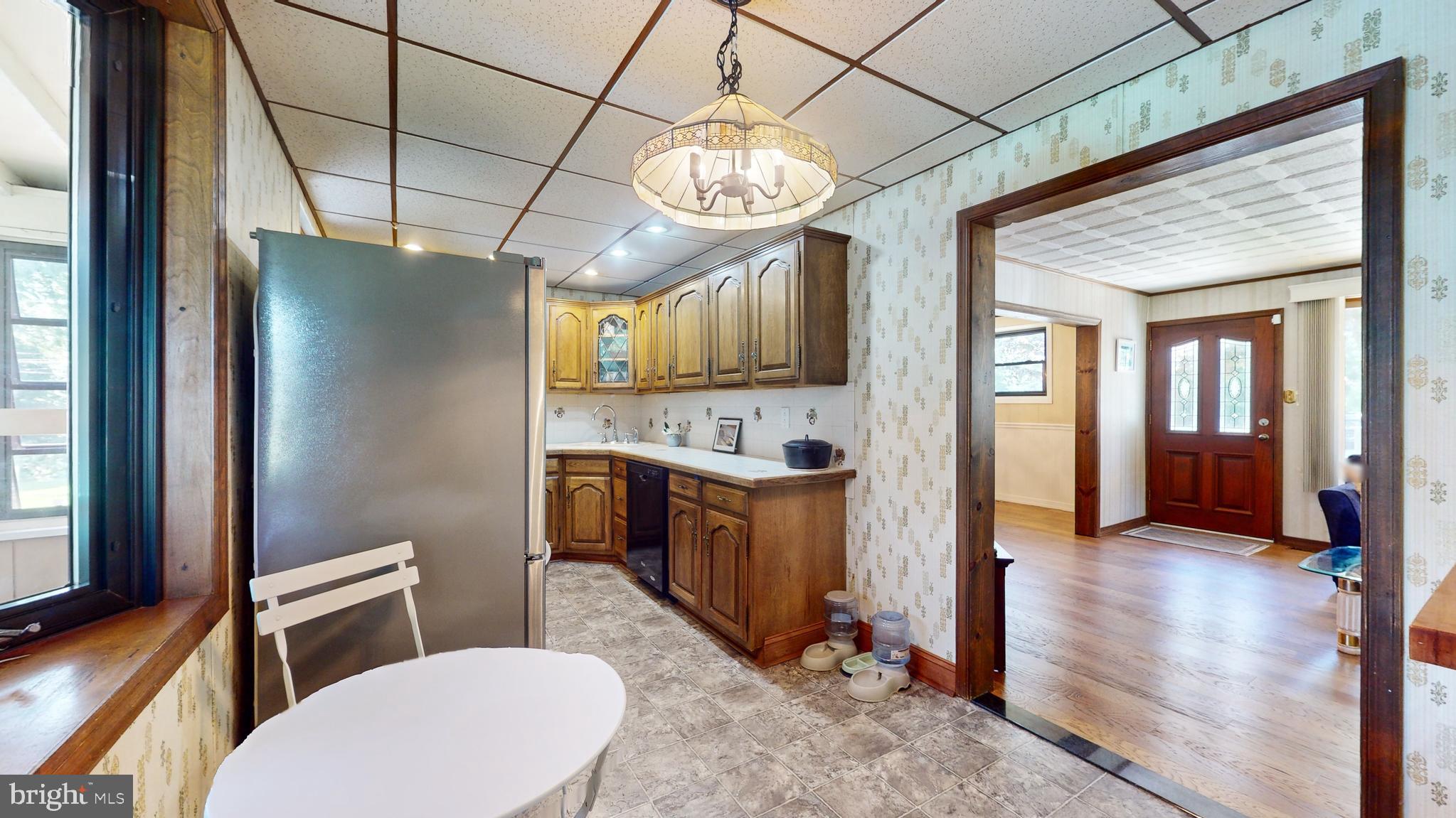 221 Tuscany Road Aston, PA 19014 - Photo 8 of 29 Oversized Galley style Kitchen with Breakfast Nook