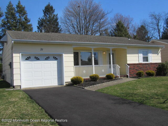 31 Coventry Road Toms River, NJ 08757 - Photo 1 of 26 IMG_4834