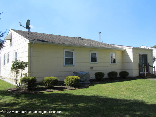31 Coventry Road Toms River, NJ 08757 - Photo 5 of 26 IMG_4837