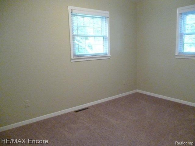 32 Miller Road Clarkston, MI 48346 - Photo 11 of 18 Bedroom 2.jpg
