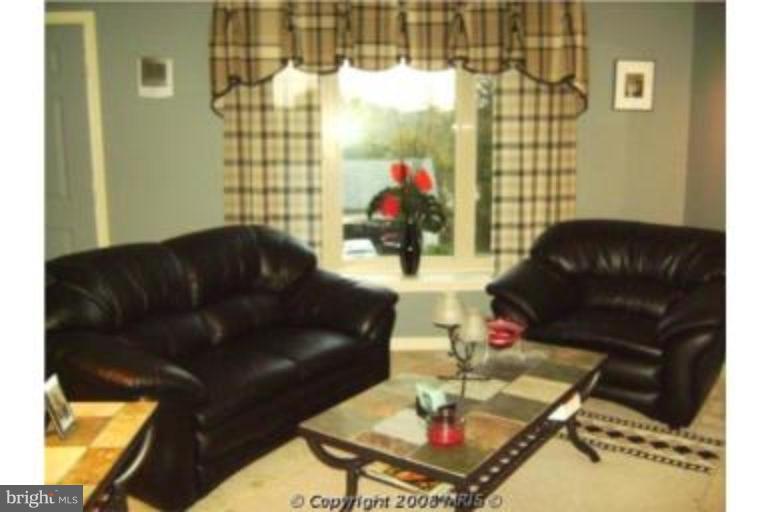 6603 Edgewood Road New Market, MD 21774 - Photo 17 of 30 Living Room #2