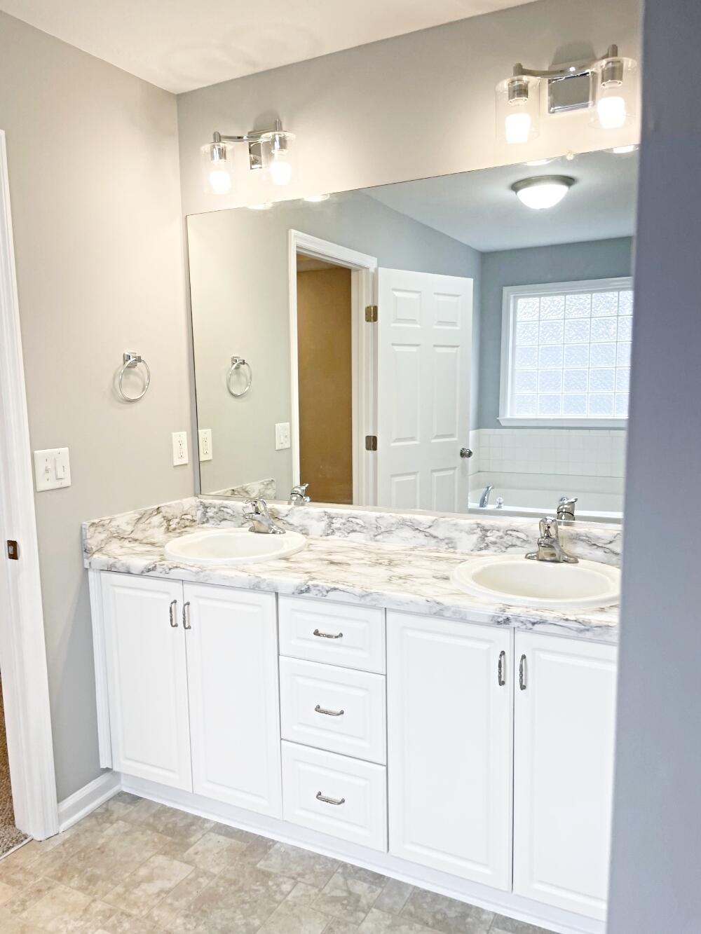 3217 Hampton Circle Augusta, GA 30906 - Photo 15 of 36 3217HamptonCirMainBath.1.1