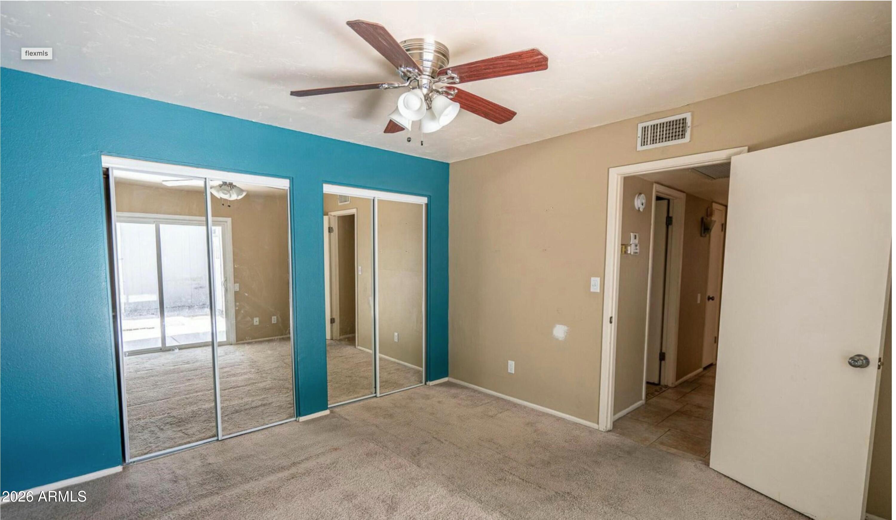 4026 East Carson Road Phoenix, AZ 85042 - Photo 6 of 12