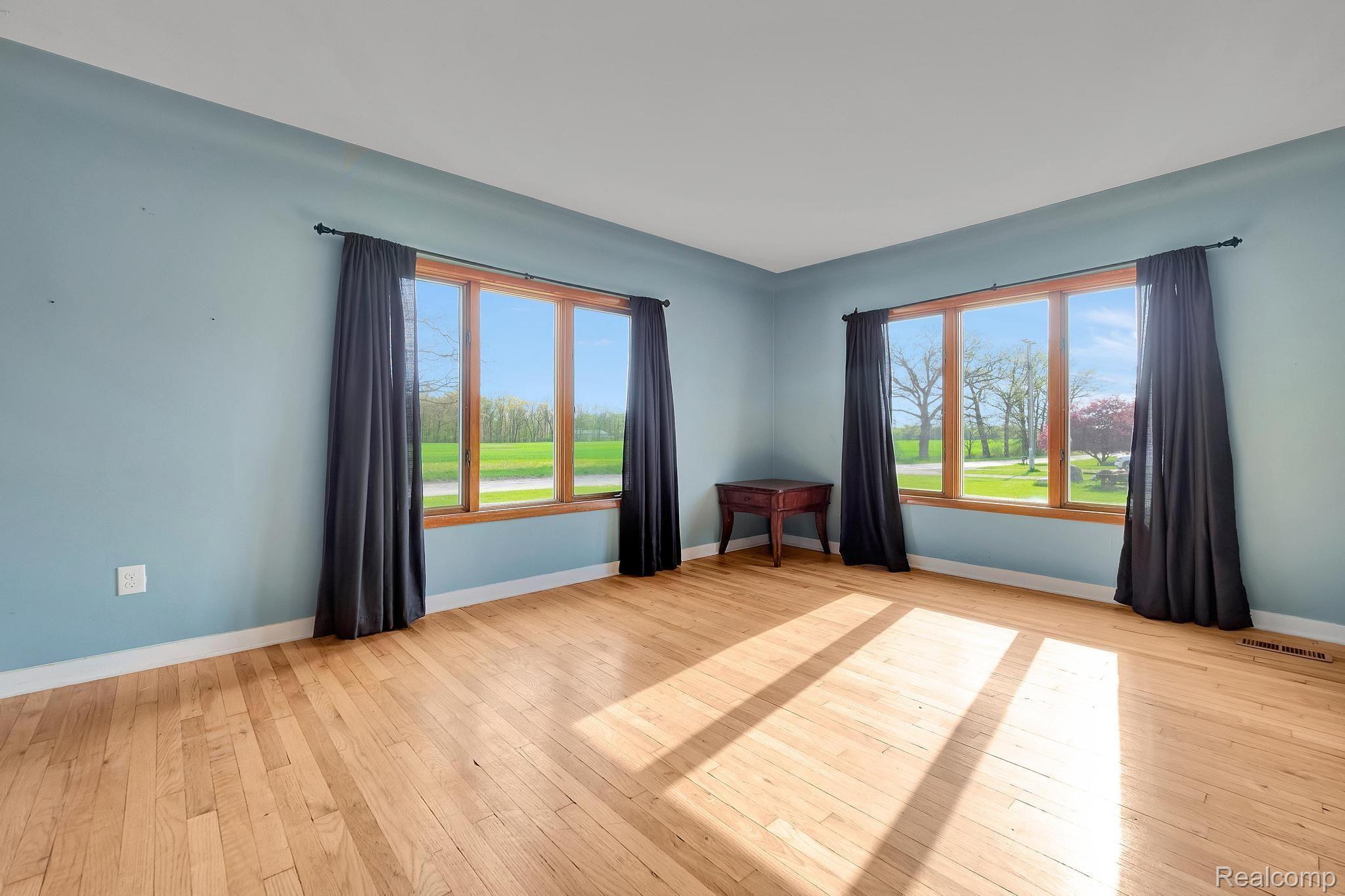 3711 West Lovejoy Road Byron, MI 48418 - Photo 8 of 51 Gallery Image 8