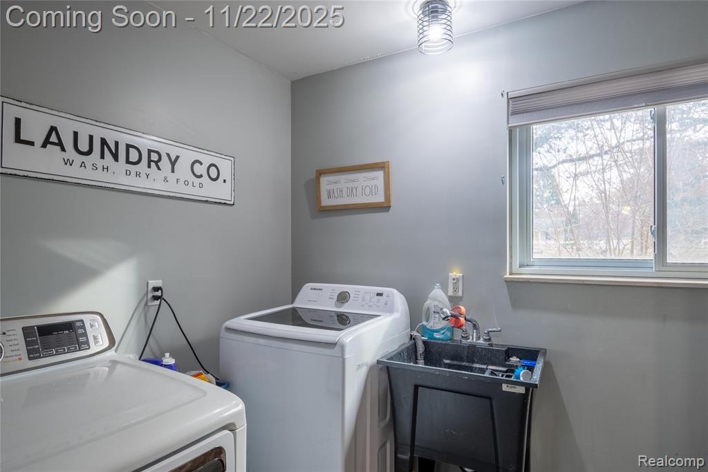5333 Waterford Road Clarkston, MI 48346 - Photo 29 of 59 Gallery Image 29
